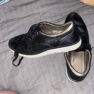 Johnston Murphy, Black with silver trim on a white comfy sole, women’s 9.5